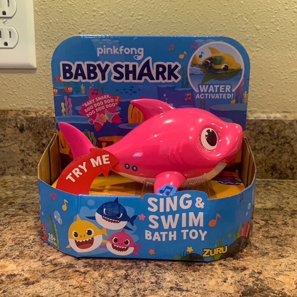 Baby Shark Bath Toy